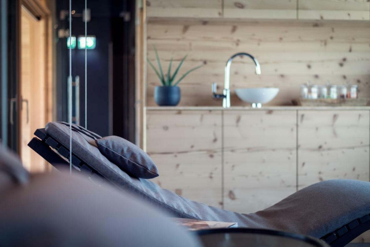 أبين ايم بونغاو Ride & Relax Aparthotel Schwarz المظهر الخارجي الصورة